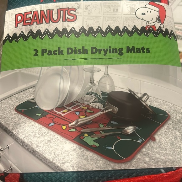 Snoopy doghouse dish drying mats set of two - Picture 1 of 1